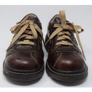 Classic Brown Leather Sketchers Size 8